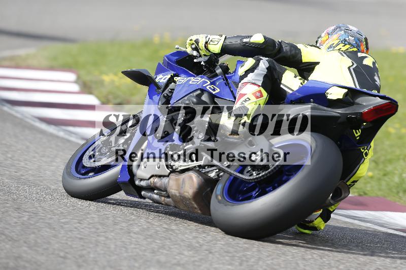 /Archiv-2025/53 16.09.2025 Track Day Domi Aegerter ADR/Gruppe rot/20